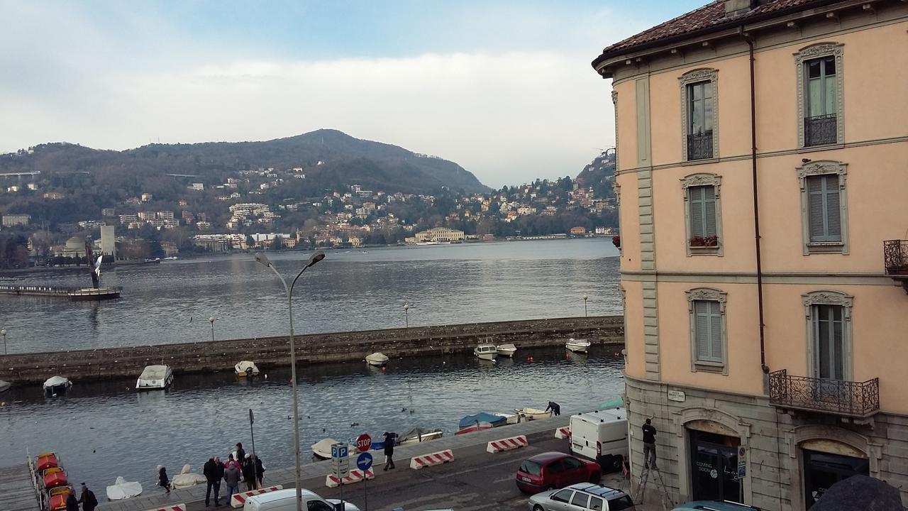 L'Approdo Di Sant'Agostino Bed & Breakfast โกโม ภายนอก รูปภาพ