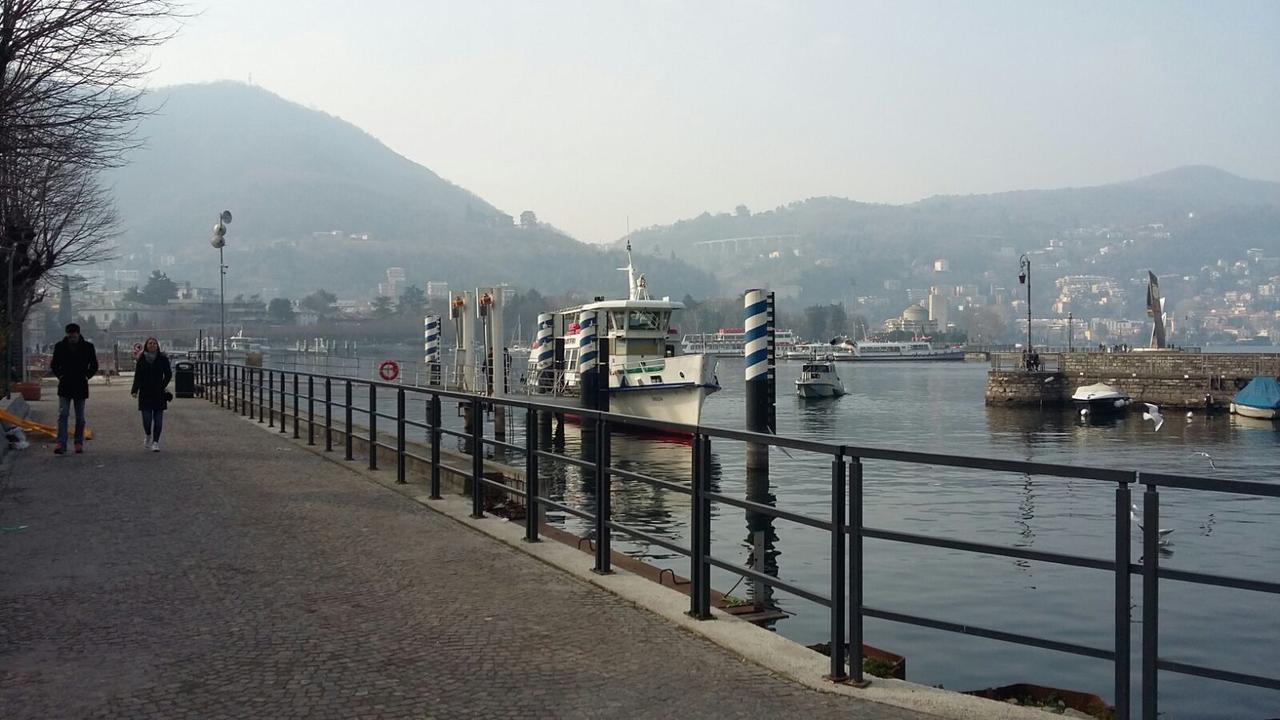 L'Approdo Di Sant'Agostino Bed & Breakfast โกโม ภายนอก รูปภาพ